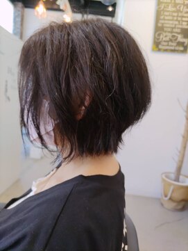 アンナ ヘアアンドアイズ(AnNa hair&eyes) グラデ-ションボブ