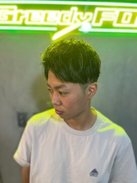 グリーディーフォックス 代々木(Greedy FOX) 韓国マッシュ/センタ-パ-ト/ツイストスパイラル/スキンフェード