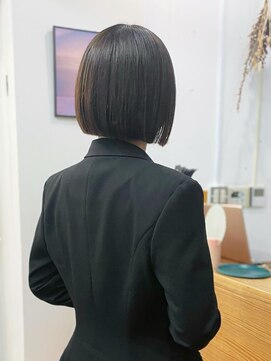 ハニーシブヤ(HONEY shibuya) ラインボブワンレングス黒髪モードボブ顎ラインショートボブ★