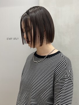 レジーロ (Regilo) 切りっぱなしボブ/顔まわりレイヤー