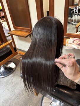 カルマ(CALMA) 【お客様スタイル】METEOで作る艶感カラー