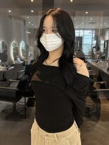 ジーナ 福岡天神(Zina) 福岡天神韓国風レイヤーカット/韓国くびれ巻き