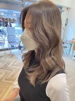 ロミー 本厚木(ROMMY.) 本厚木☆レイヤーカット韓国風巻き☆アッシュブラウンハイライト