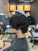 オゼル(OZEL)&nbsp;【センターパートマッシュ】抜け感×色気を纏う上品メンズカット