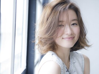 メリア バイ アトリエアーバー(Meria by atelier ARBOR)の写真/【小顔見せ◎】骨格やなりたいスタイルを提案いたします。顔周りの似合わせカットで横顔まで美しく演出♪