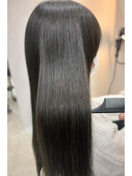 ミリー(Mily) グレージュ