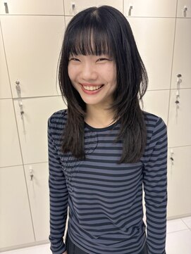 サンバレー(SUNVALLEY) 韓国風黒髪ハッシュカット
