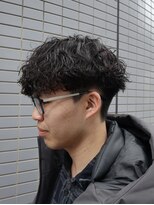 シーンバイラッド ヘルム(SCENE by RAD helm)&nbsp;波巻きスパイラルパーマ