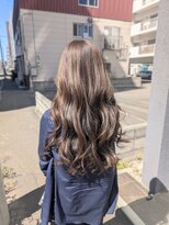 カラフェ(carafe) ヘーゼルベージュ 髪質改善カラー レイヤーカット 札幌大通