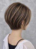 キリ 逗子(kiri) 逗子葉山丸みショートボブくびれショートハイライトブリーチM218