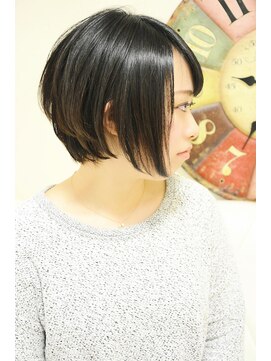 メイズ(MAZE) 黒髪前下がりショートボブ【メイズ東中野・鍛原志行】