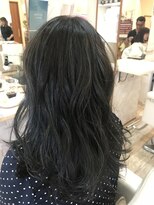 アーティスト サロン ショウ(artist salon SHOW) ゆるふわ ブルーブラック・シルバー 30代40代50代