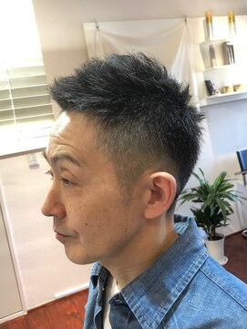 オガヘアー(OGA hair) ソフモヒ風ショートスタイル