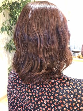 ヘアデザインフルーヴ(hair design fleuve) ミディアムレイヤーのパーマandカラー