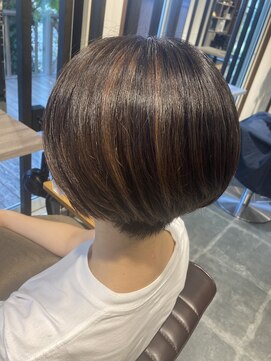 イコウヘアデザイン(icou hair design) 刈り上げショート×ミルフィーユカラー