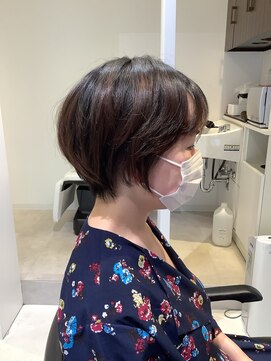 アーミー(ARMY) ショートグラデーションボブ