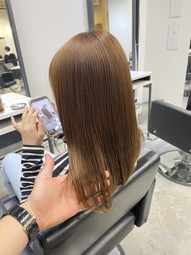 エイト 博多店(EIGHT hakata) 艶感　ベージュ