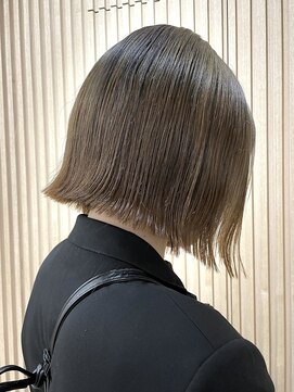 ロンドプロフィール 浦和(Lond profil) ダブルカラーベージュ　コンパクト切りっぱなしボブ