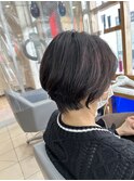 ステップボーンカットカットボブショートハイライト白髪ぼかし
