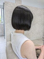 イルヘアーガーデン(illu hair GARDEN) 『GARDEN』深みのあるオリーブカラーのシンプル×ミニボブ◇