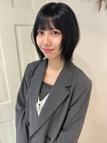 ジジ(jiji)&nbsp;小顔黒髪レイヤー