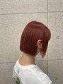 マアムジーコネクション(ma'am zee Connection.) 多くの提案スタイルでは、ハイトーンボブorくせ毛活かしスタイル