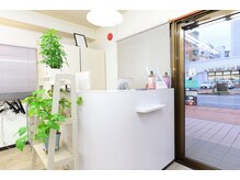 ビーパル Be‐PALの雰囲気（明るく気軽に通えてほっとできる癒しの路面サロンです。）