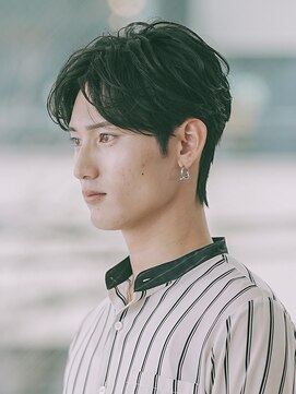 ヴィアラ 自由が丘(VIALA) 【VIALA 自由が丘】パーマ×センターパート