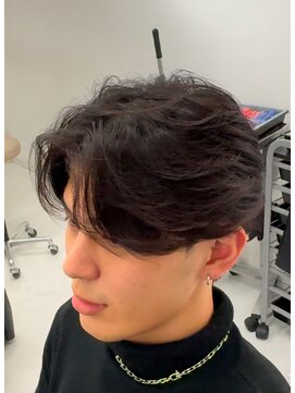 バース 河原町店(BIRTH) 韓国へアカルマパーマワックスなしセンターパート黒髪ウルフ