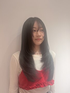 オーパスバイアンブルリュクス 池袋(Opus by ambleluxe) レディースカット.レイヤーカット/顔周りレイヤー