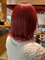 ナチュラル ヘアーデザイニング(Natural hair designing)&nbsp;韓国風ヘア/切りっぱなしボブ/タッセルボブ/チェリーレッド/艶髪