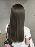 暗めオリーブベージュ