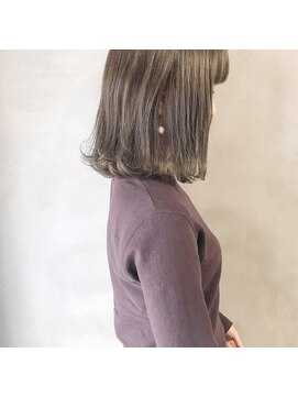 ミント(mint) 赤み除去×透明感×グレー