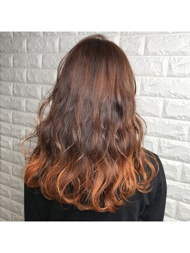 リー 東三国(Lee) アッシュブラウン×オレンジグラデーション