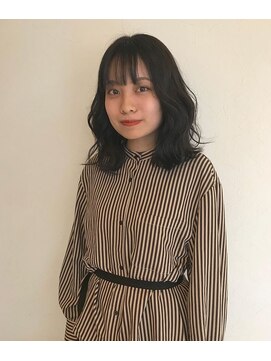 ミューズ ヘアー(Muse hair) ゆるふわミディ