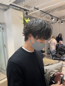 ルーム(Loom.) ニュアンスマッシュパーマ