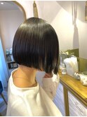 地毛風ストレート　イメチェン前下がりボブ　西田大樹