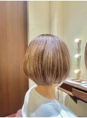 【el zafiro yodoyabashi】丸みを感じるミニグラボブスタイル