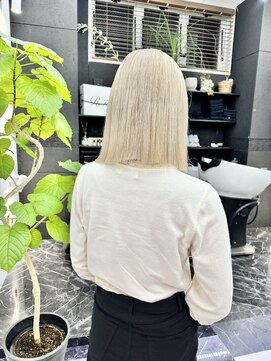 チュダック(ChuDuck) 韓国風《ブロンド》ハイトーン/ケアブリーチ/ダブルカラー