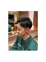 ドゥーヘアー(Doux Hair)&nbsp;センターパート&2ブロック