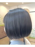 ミニボブ/軽めボブ/ショート/襟足スッキリ/縮毛矯正/前髪あり