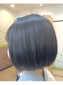 カットハウス はさみの部屋 ミニボブ/軽めボブ/ショート/襟足スッキリ/縮毛矯正/前髪あり