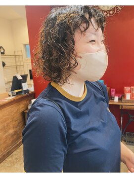 オアズヘアービィグラッド(ORe'S HAIR BE GLaD) スパイラルパーマ