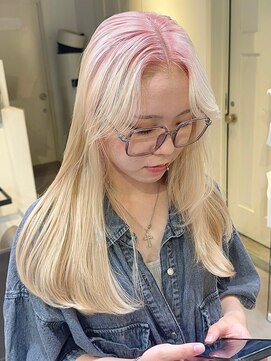 ベレーザ 渋谷(BELEZA) 9229ニュアンスカラーホワイトアッシュハイトーンカラー韓国ヘア