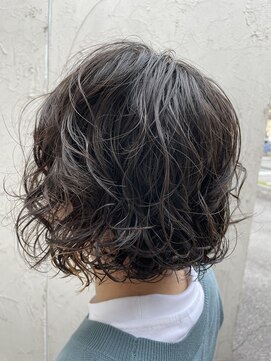 スウィープ(sweep) 大きめしっかりカールボブ