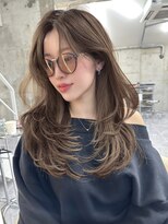 サイン 表参道(SIGN)&nbsp;韓国ヘアーハッシュカットレイヤーカットグレージュブリーチ無し