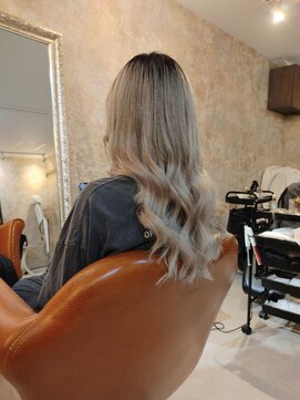 ヘアスタジオ マテリアル 中央駅店(hair studio Material) #プルエクステ#髪質改善#カラー#ヘアセット