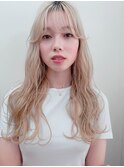 金髪ベージュ/ミルクティーベージュ/ロングヘア