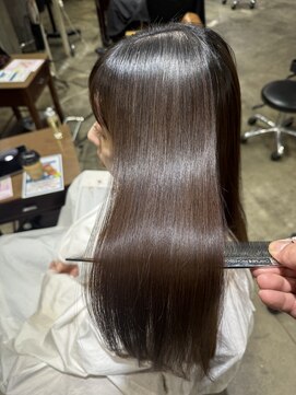 サロンドミルク 原宿(salon de MiLK) 【原宿／表参道/明治神宮前】美髪矯正でお悩み改善