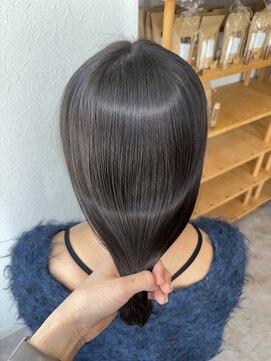 ブローチェアヴェダ オリーブカラー［寒色カラー、ナチュラルカラー、アヴェダ］